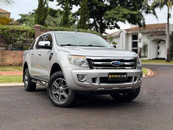 FORD RANGER 3.2 XLT 4X4 CD 20V DIESEL 4P MANUAL FORD RANGER 3.2 XLT 4X4 CD 20V DIESEL 4P MANUAL
